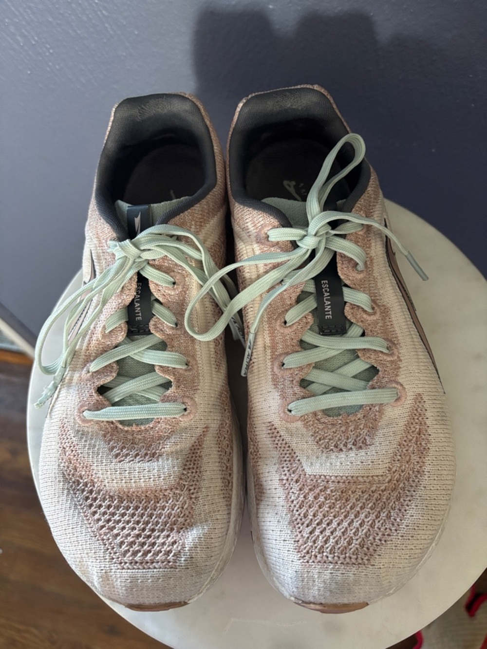 Altra Escalante light pink knit running shoes with mint laces - Picture 2 of 6